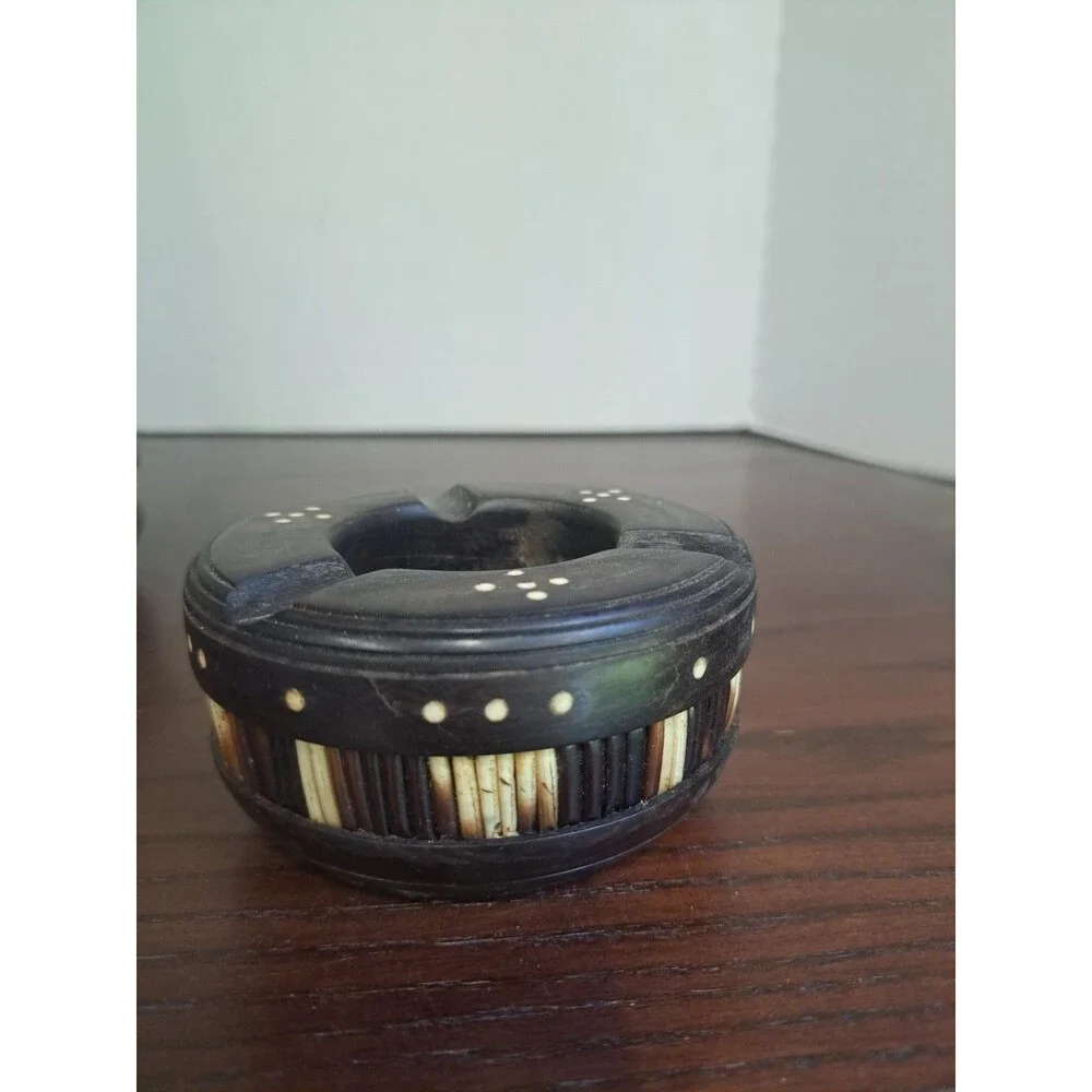 Antique Anglo Indian Ebony Wood Ashtray With Porcupine Quills And Dot Inlay
